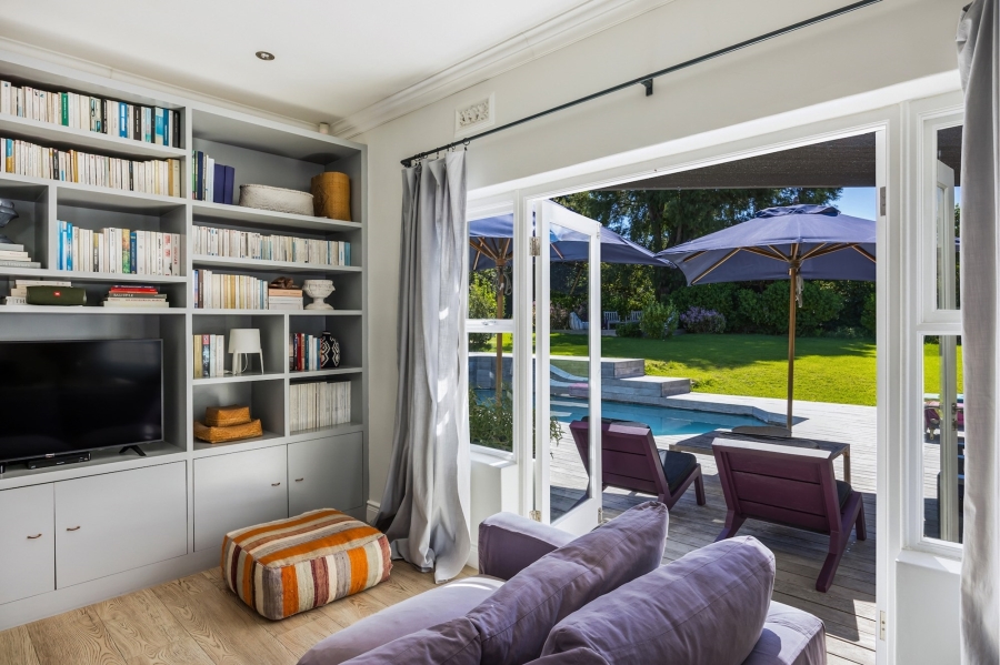 4 Bedroom Property for Sale in Constantia Western Cape